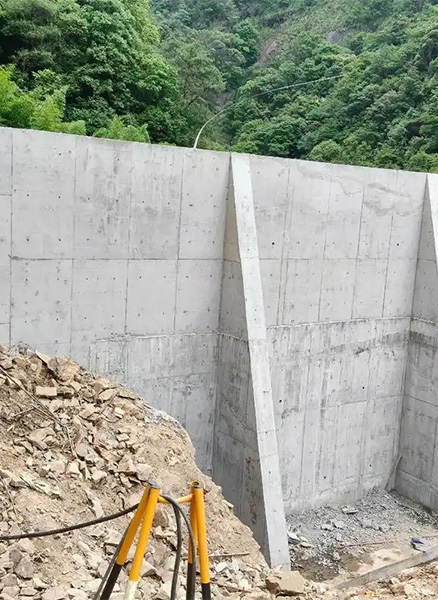 运城绛县重力式挡土墙